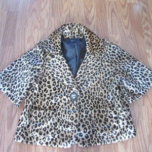 Apt 9 Size M Leopard jacket